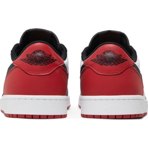 Jordan 1 Retro Low OG Black Toe (2023)
