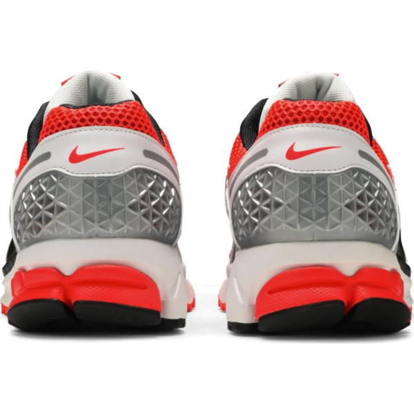 Nike Zoom Vomero 5 Bright Crimson