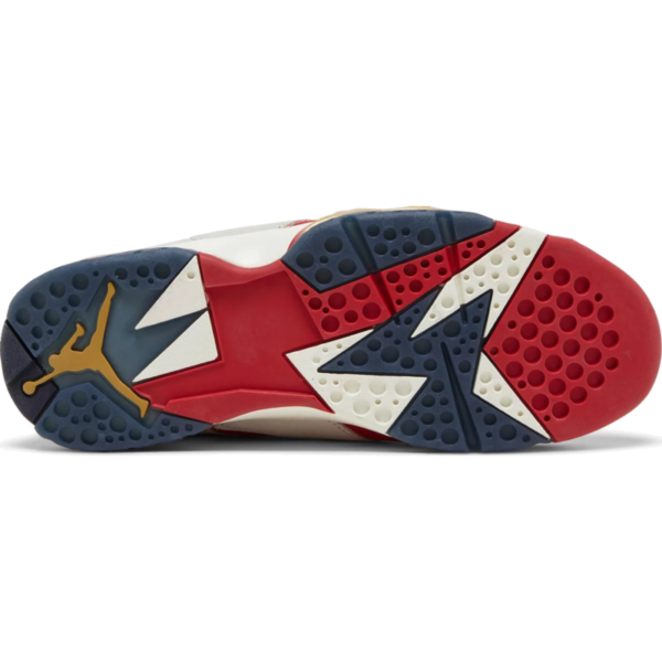 Jordan 7 Retro Trophy Room New Sheriff in Town