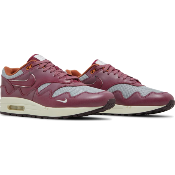 Patta Waves Rush Maroon (without Bracelet)