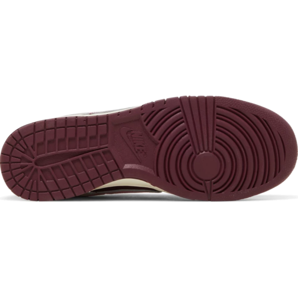 Nike Dunk Low Retro PRM Valentine's Day (2023)