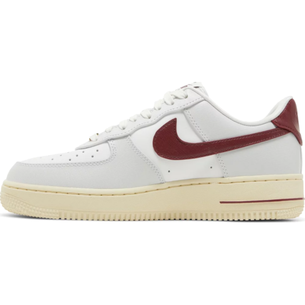 Nike Air Force 1 Low '07 SE Just Do It Photon Dust Team Red (Women's)