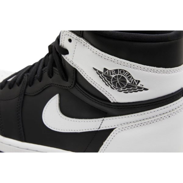 Jordan 1 Retro High OG Black White