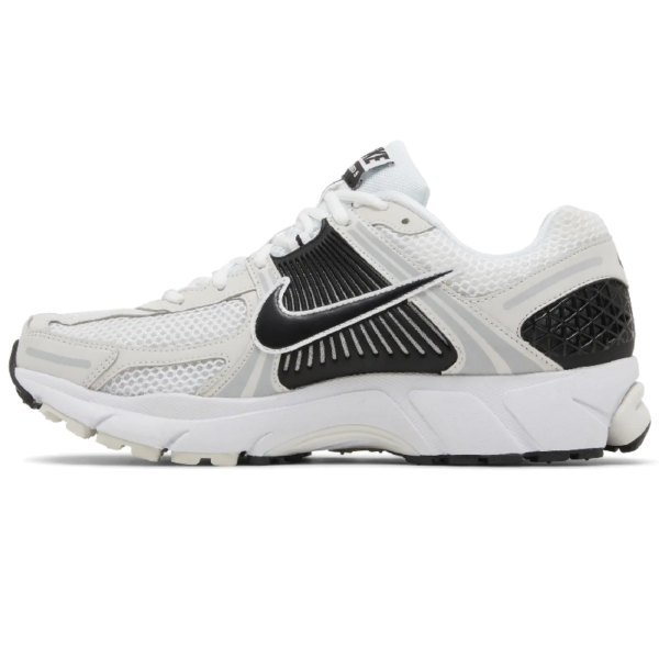 Nike Zoom Vomero 5 White Black