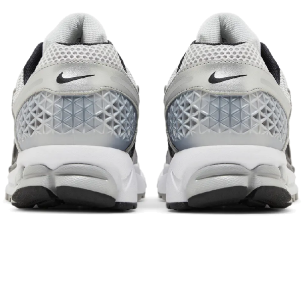 Nike Zoom Vomero 5 Metallic Silver Black