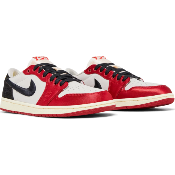 Jordan 1 Retro Low OG Trophy Room Away