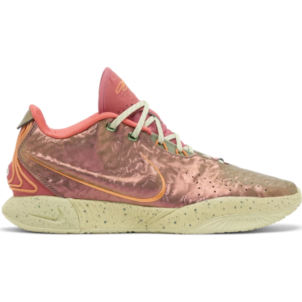 Nike LeBron 21 Queen Conch