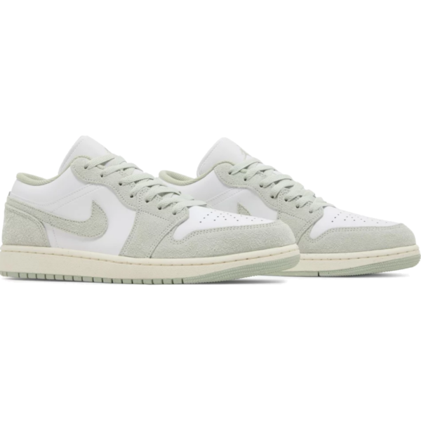 Jordan 1 Low SE Seafoam