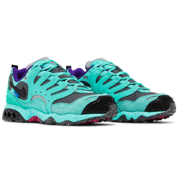 Nike Air Terra Humara Undefeated Light Menta