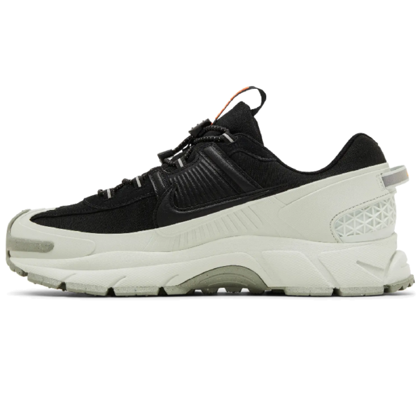 Nike Zoom Vomero 5 Roam Black Light Silver