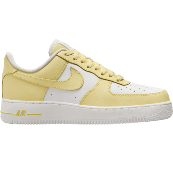 Nike Air Force 1 '07 Soft Yellow W