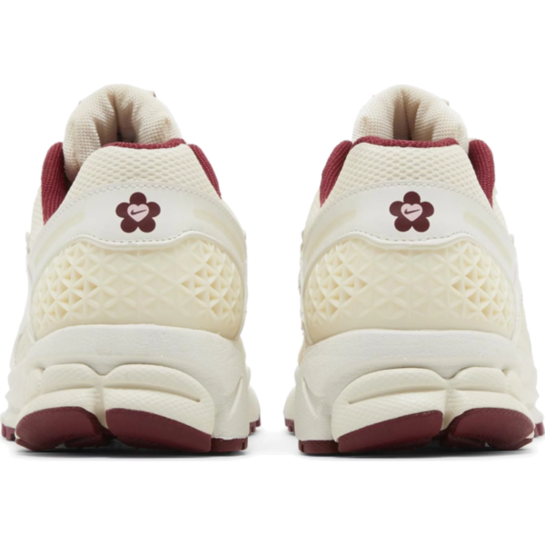 Nike Zoom Vomero 5 Valentine's Day (Women's)
