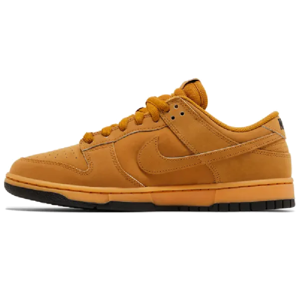 Nike Dunk Low Retro SE Wheat Gum