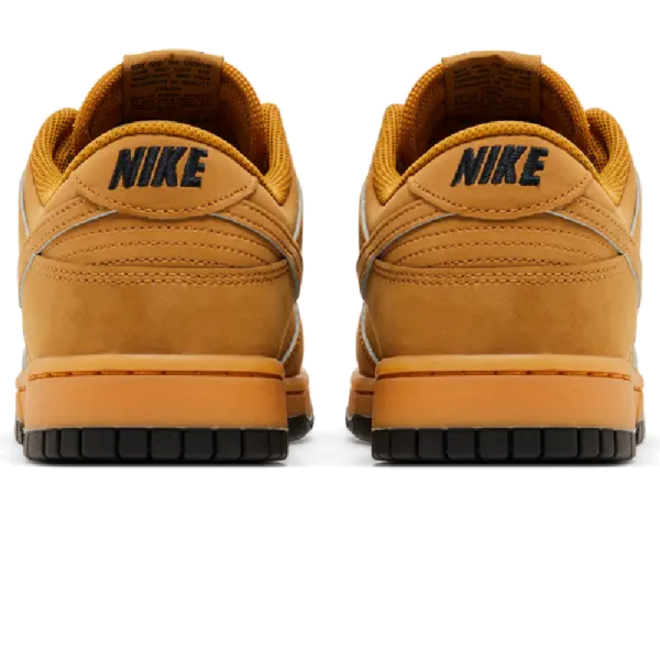 Nike Dunk Low Retro SE Wheat Gum