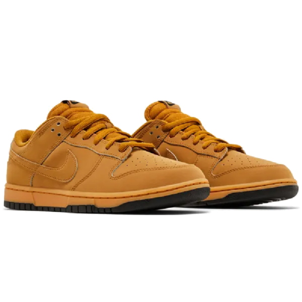 Nike Dunk Low Retro SE Wheat Gum