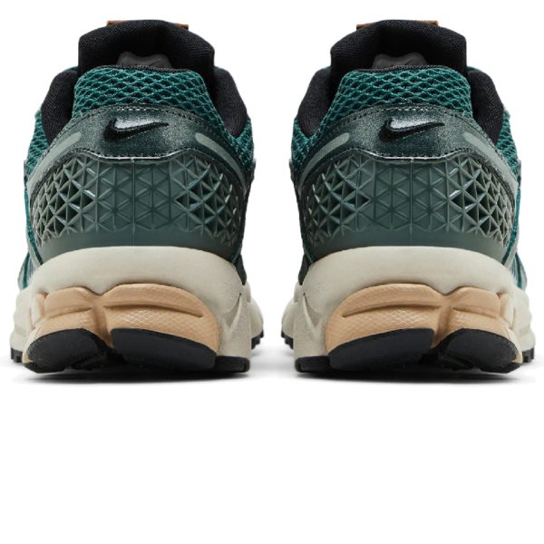 Nike Zoom Vomero 5 Vintage Green Light Orewood Brown Hemp Chrome (Women's) - Image 4