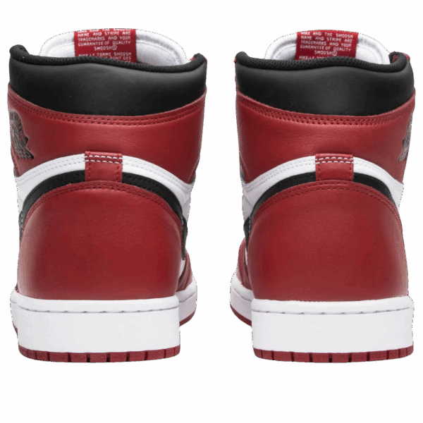 Jordan 1 Retro Chicago (2015) - Image 4