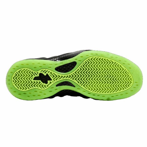 Nike Air Foamposite One Black Volt - Image 3