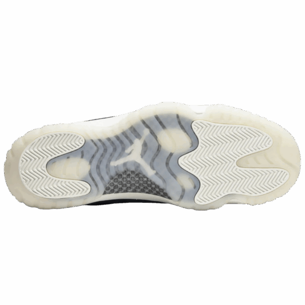 Jordan 11 Retro Low Derek Jeter - Image 3